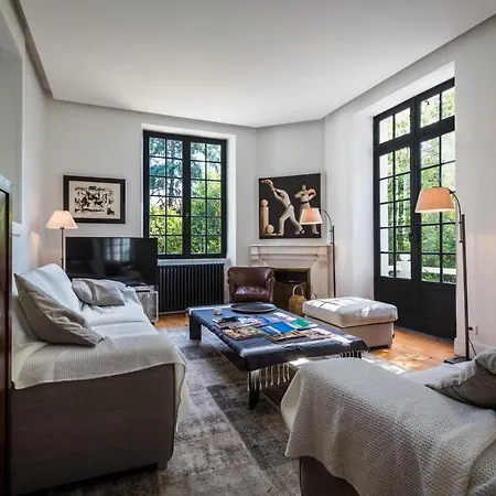 Villa Sleeps 10 Pool Wifi Biarritz